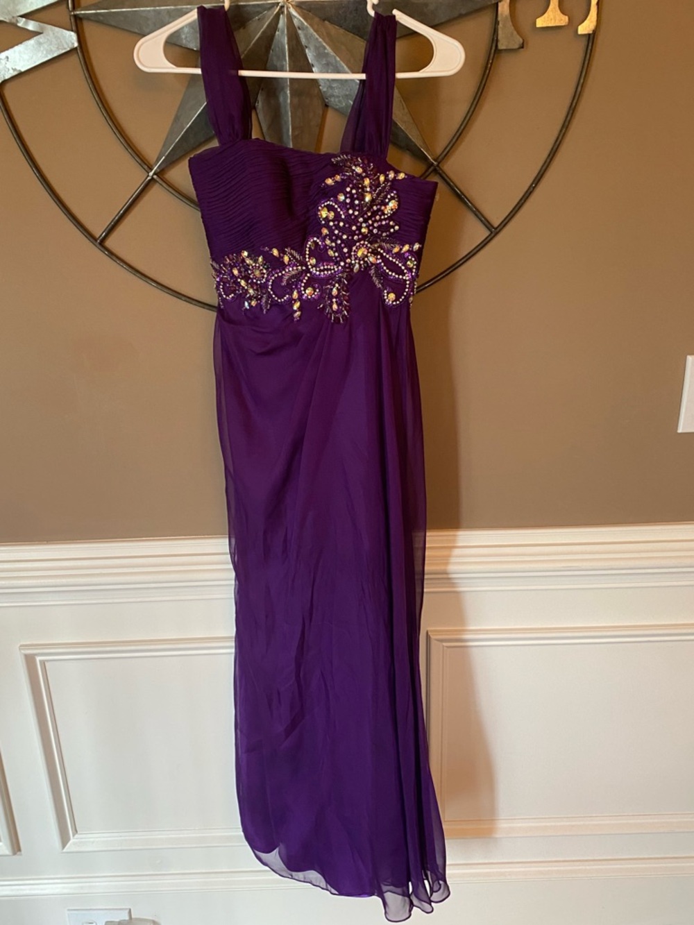 Dave &Johnny Elegant Purple Beaded Prom/ Evening Dress size Junior size 0